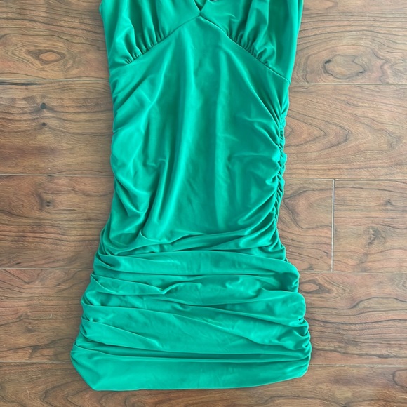 NWT All Saints Green V Neck Ruched Mini Bodycon Dress - Picture 3 of 8